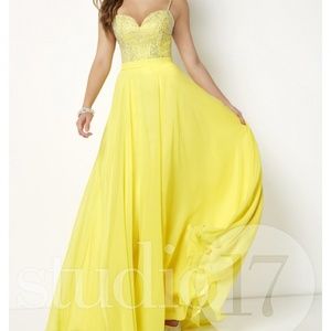 Studio 17 Formal Bridesmaid Prom Dress